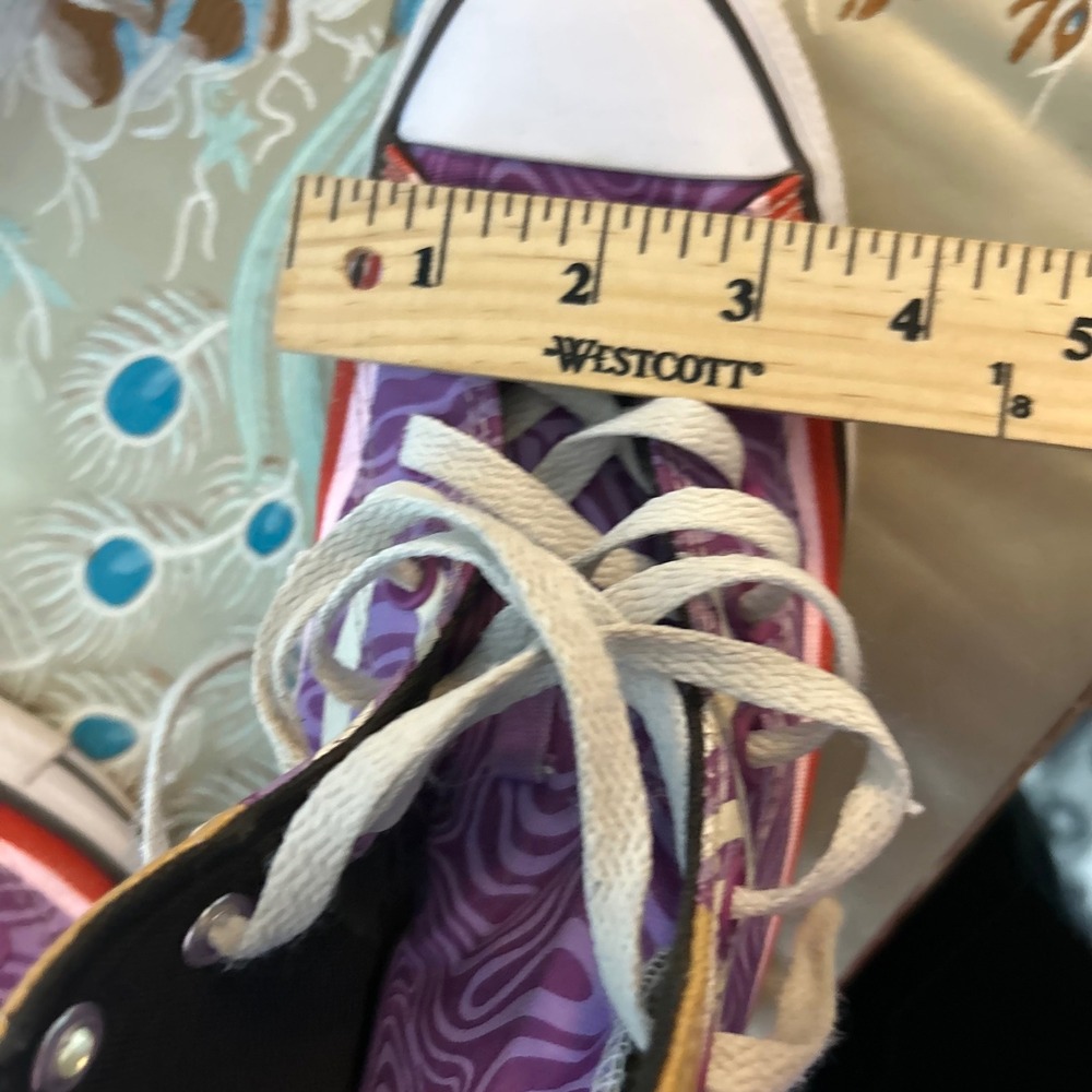 🔥 Converse x Wonka Collab – Rare Limited Ed.  Women's 6.5 / Men's 5-5.5 A08151C - Picture 7 of 8